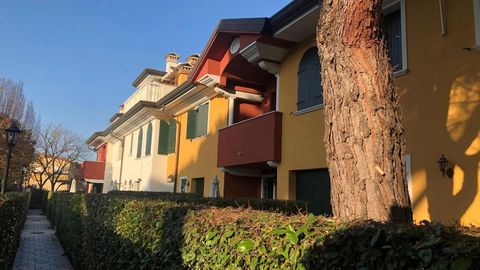 Aceri Rossi Family Apartments Лидо-ди-Езоло 0*,  Италия